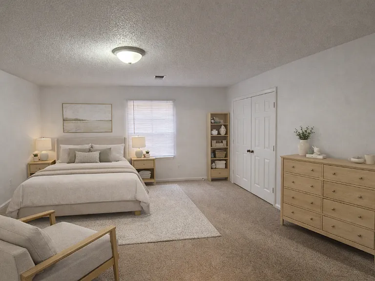 Arlington Apartments — Photo 21