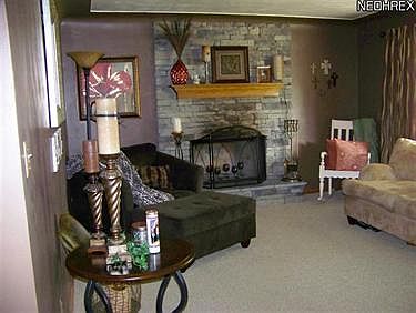 3rd image of 18 Homestead Pl