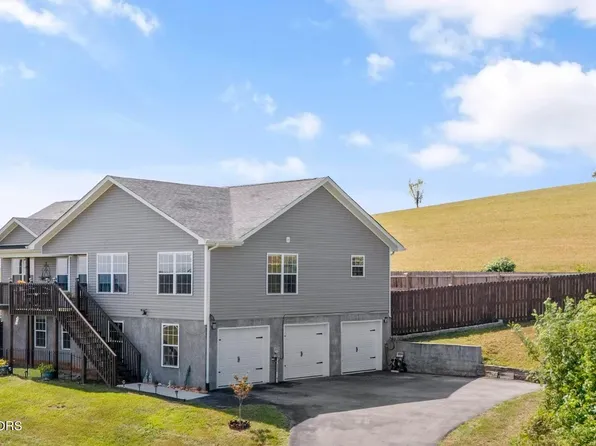 2731 Lucille Ave, Kodak, TN 37764