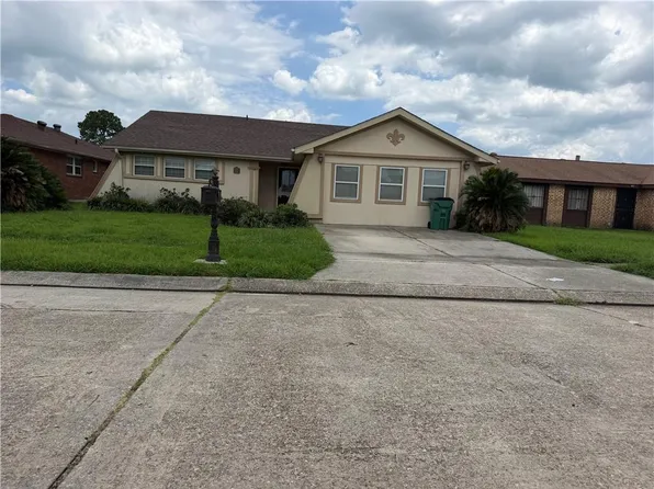 4013 N Dells Dr, Marrero, LA 70072