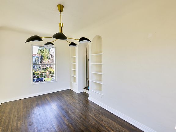 4th image of 1142 S Crescent Heights Blvd