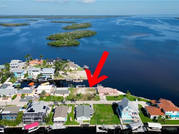 2864 Triggerfish St, Matlacha, FL 33993