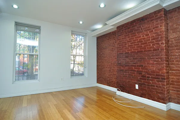 Rented by Ivory Real Estate Group, LLC | media 39