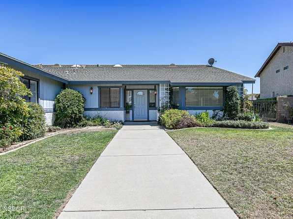 1322 Charlotte Dr, Santa Maria, CA 93454