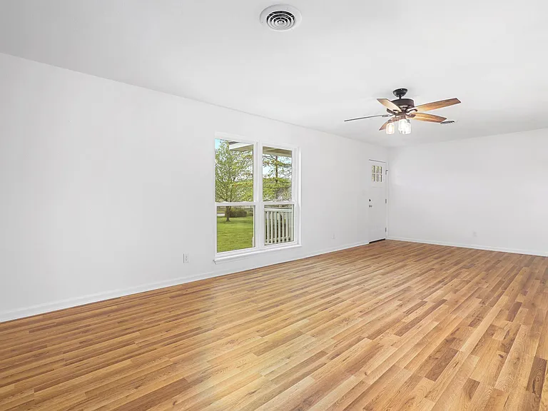 3110 W Old Farmington Rd — Photo 7
