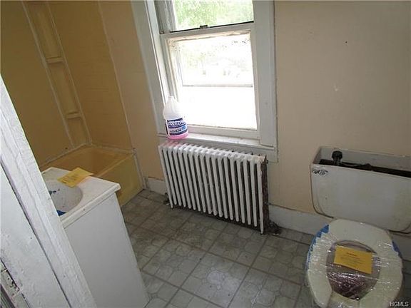 5th image of 306 Tower Ave