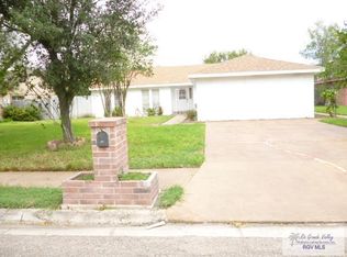 1825 Don Quixote St, Brownsville, TX 78521