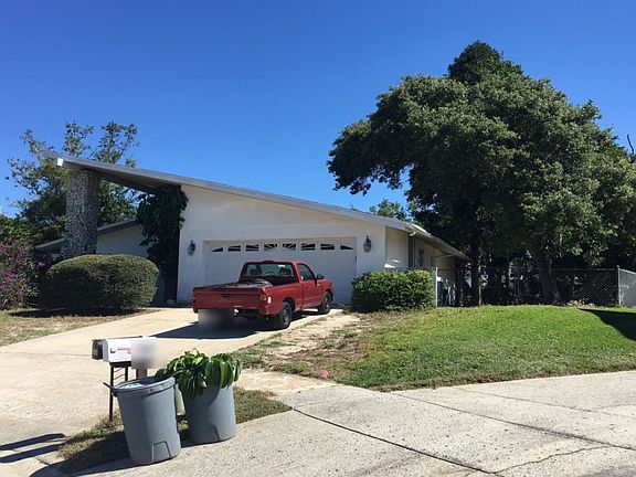 2nd image of 506 Sanibel Ct