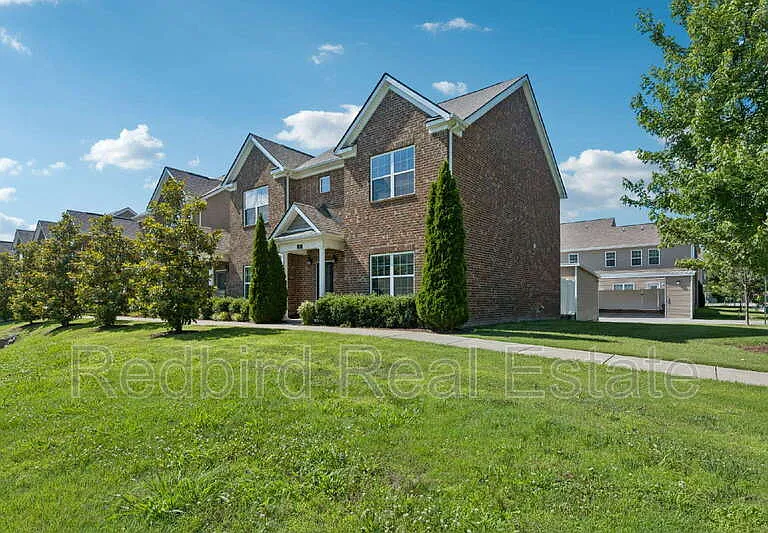 248 Rowlette Cir — Photo 1