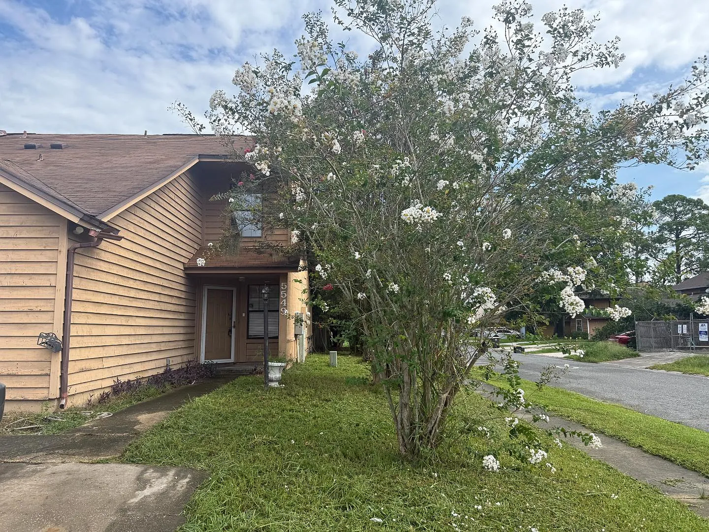 5549 Cabot Dr — Photo 2
