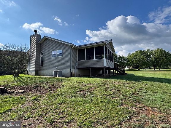 2nd image of 1660 Highland Ridge Rd