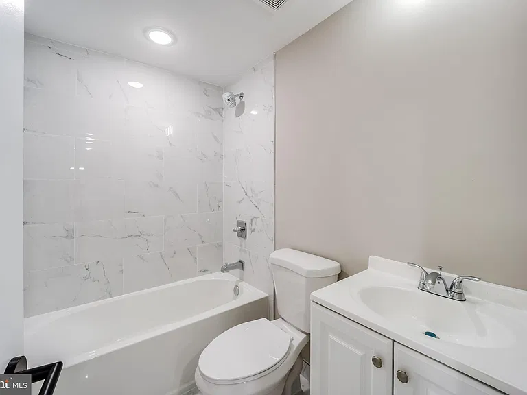 1617 Rhode Island Ave NE #501 — Photo 16