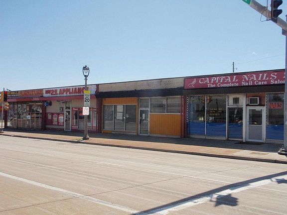 4th image of 5011 W Fond Du Lac Ave