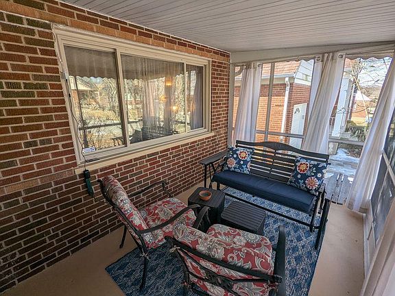3rd image of 6615 Haley Ave