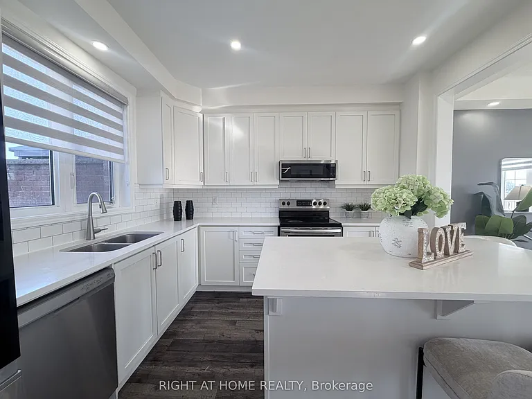 1222 Rose Way #21 — Photo 11
