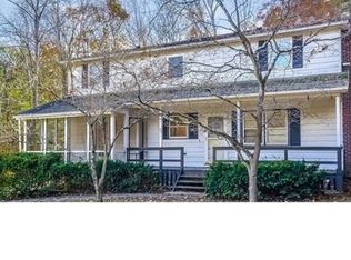 23 Huckleberry Hill Rd, Brookfield, CT 06804