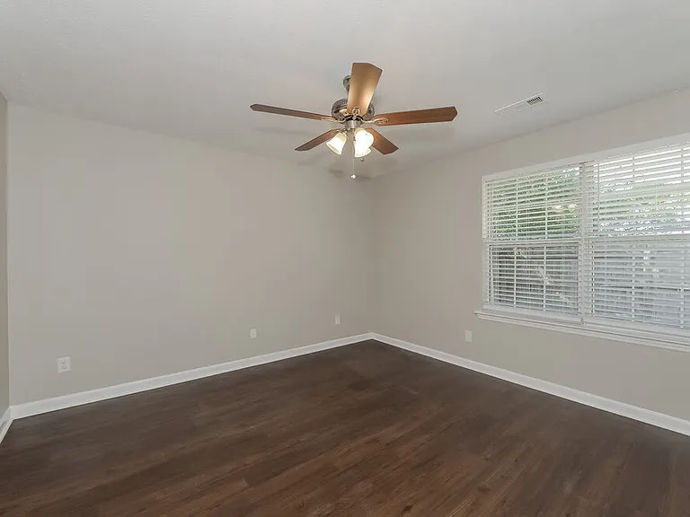 516 Federal Ct — Photo 10