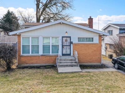 8576 S Woodlawn Ave, Chicago, IL, 60619