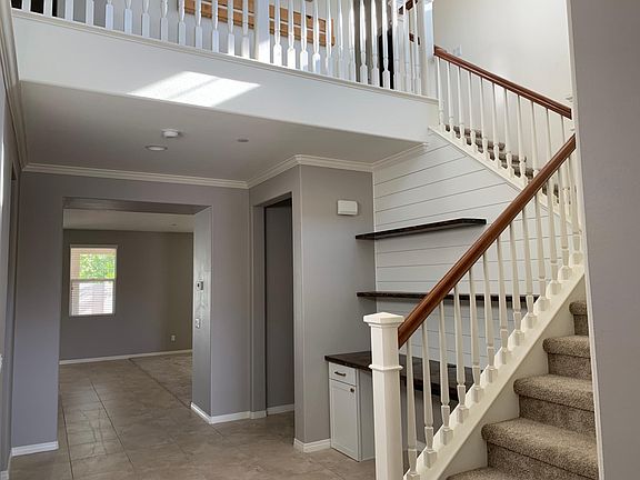 2nd image of 38190 Fairbrook Dr