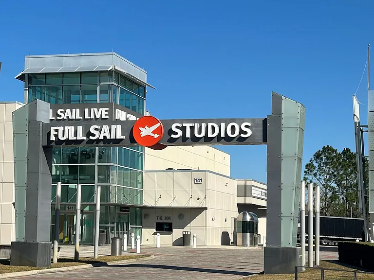 Unlock exclusive benefits: full sail university students enjoy special incentives and convenience at Elon Winter Park.