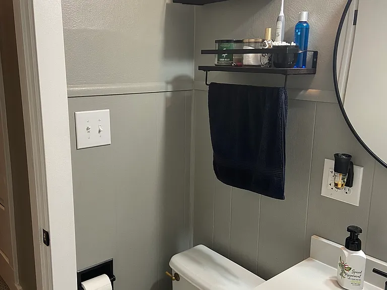931 Falls Ave #2 — Photo 6