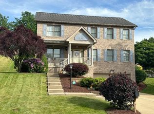310 Thornwood Dr, Pittsburgh, PA
