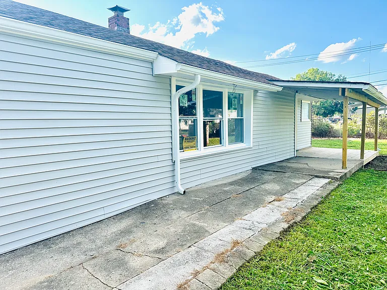 3018 Coffey St — Photo 3