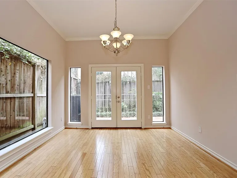 1721 Potomac Dr #C — Photo 4