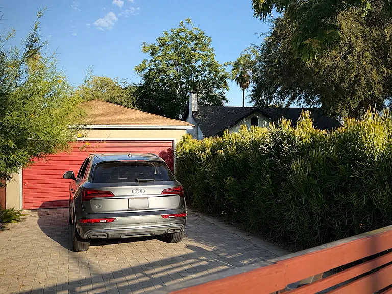 2832 Lincoln Ave — Photo 24