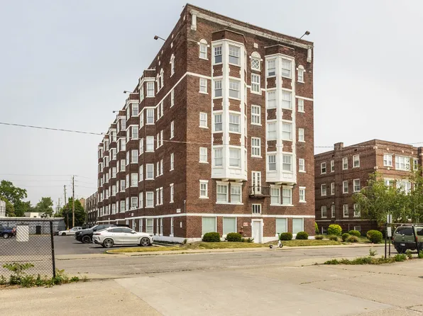 230 E 9th St APT 404, Indianapolis, IN 46204