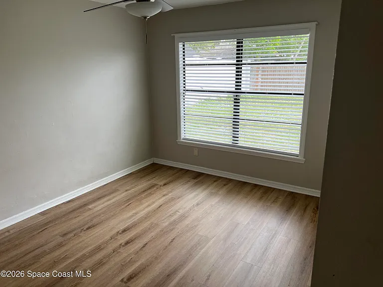 2157 Clover St NE — Photo 10