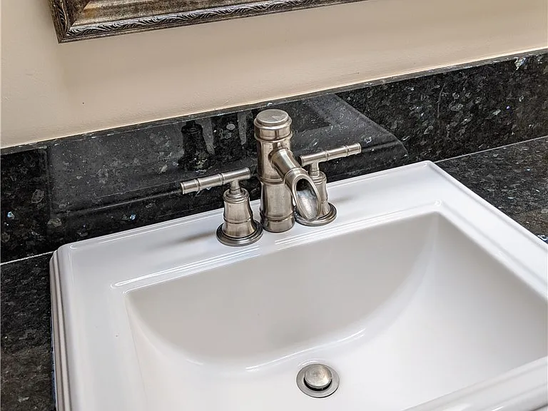 5325 La Forest Dr — Photo 13