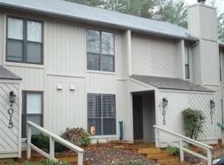 7013 Oak Ct, Roanoke, VA 24018