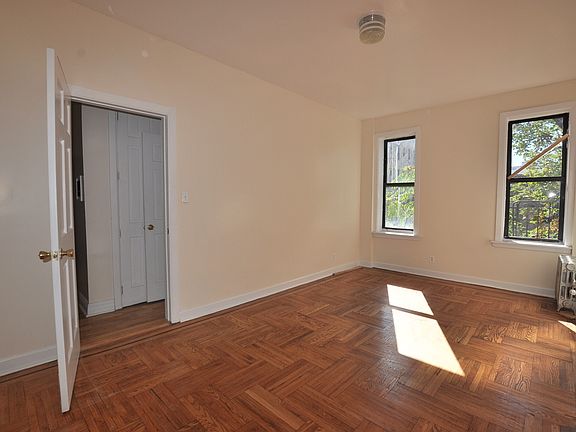5th image of 184 Clarkson Ave #Ho2