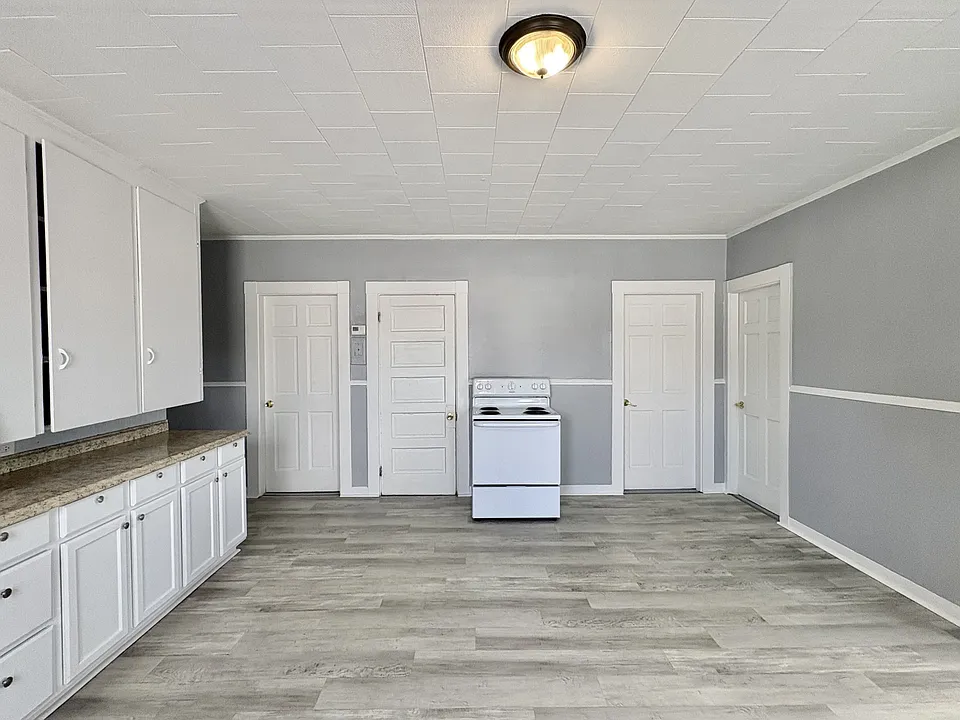 94 Knox St #5