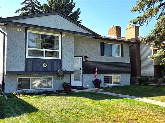 2nd image of 884 E Rundlecairn Way NE
