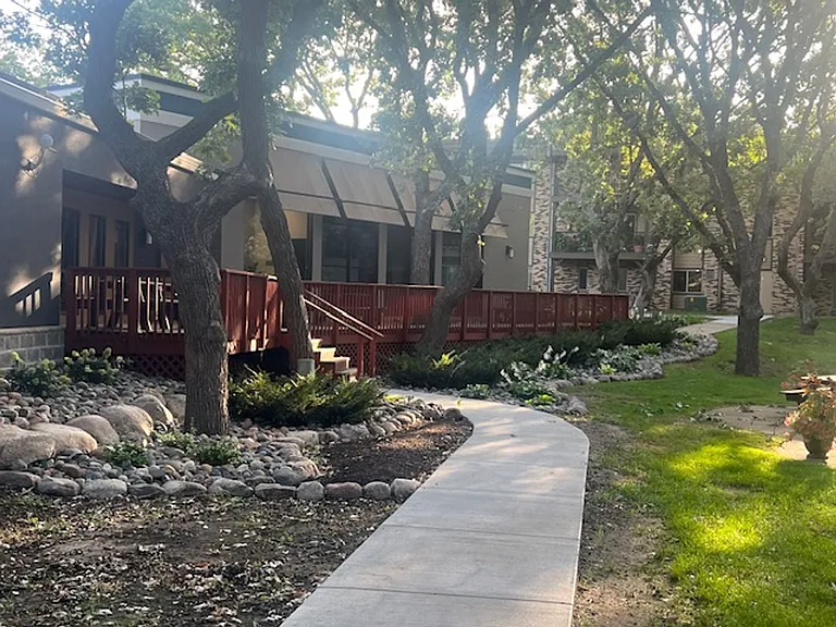 Garden Oaks Apartments — Photo 47