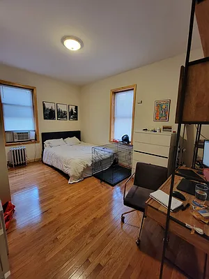 Rented by Avenues Real Estate | media 11