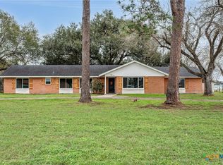 703 Northgate Rd, Victoria, TX 77904