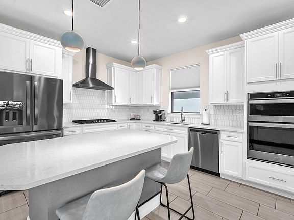 5th image of 4546 Pinehurst Trail