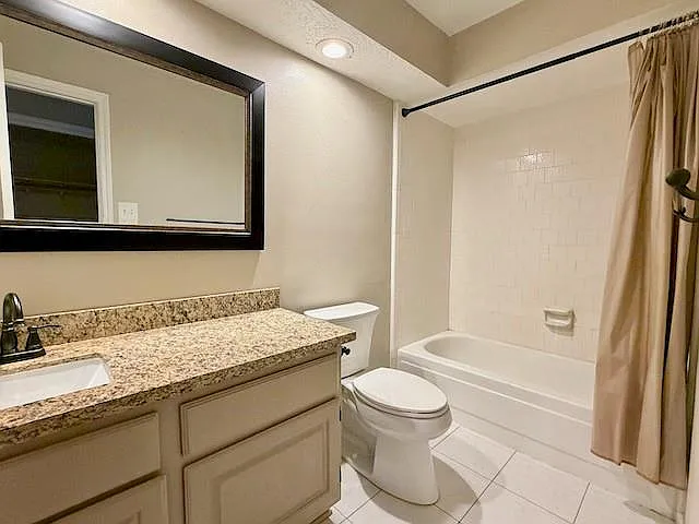 3602 Chapel Square Dr — Photo 31