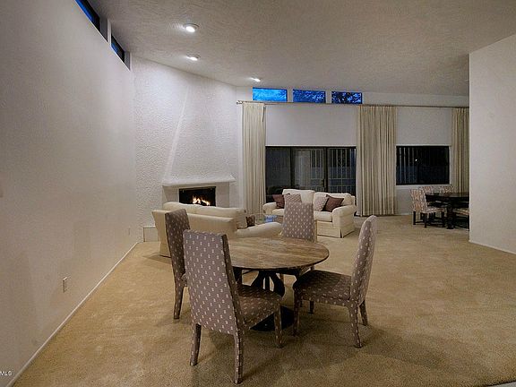 3rd image of 1376 N Calle Hermosa