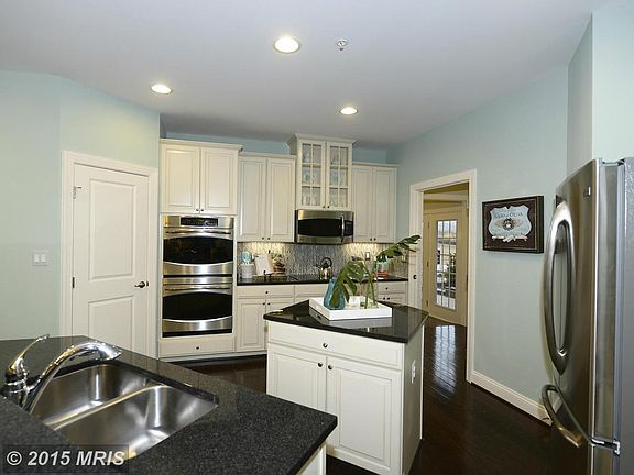 5th image of 2464 Sophia Chase Dr