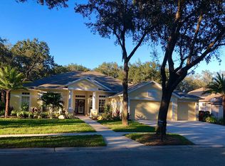 15926 Sorawater Dr, Lithia, FL 33547