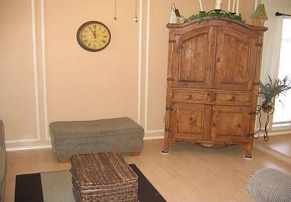 4th image of 4204 Oak Mount Dr