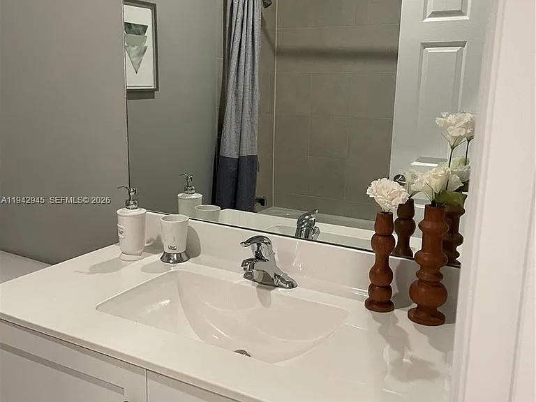 13119 SW 232nd St #13119 — Photo 7