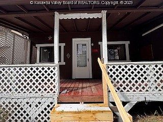 3rd image of 115 Hill Dr