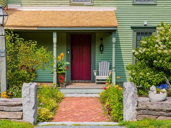 85 Dartmouth College Highway #203, Lyme, NH 03768