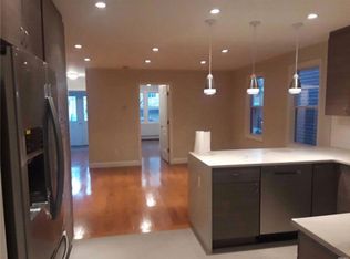 3426 110th St, Corona, NY 11368