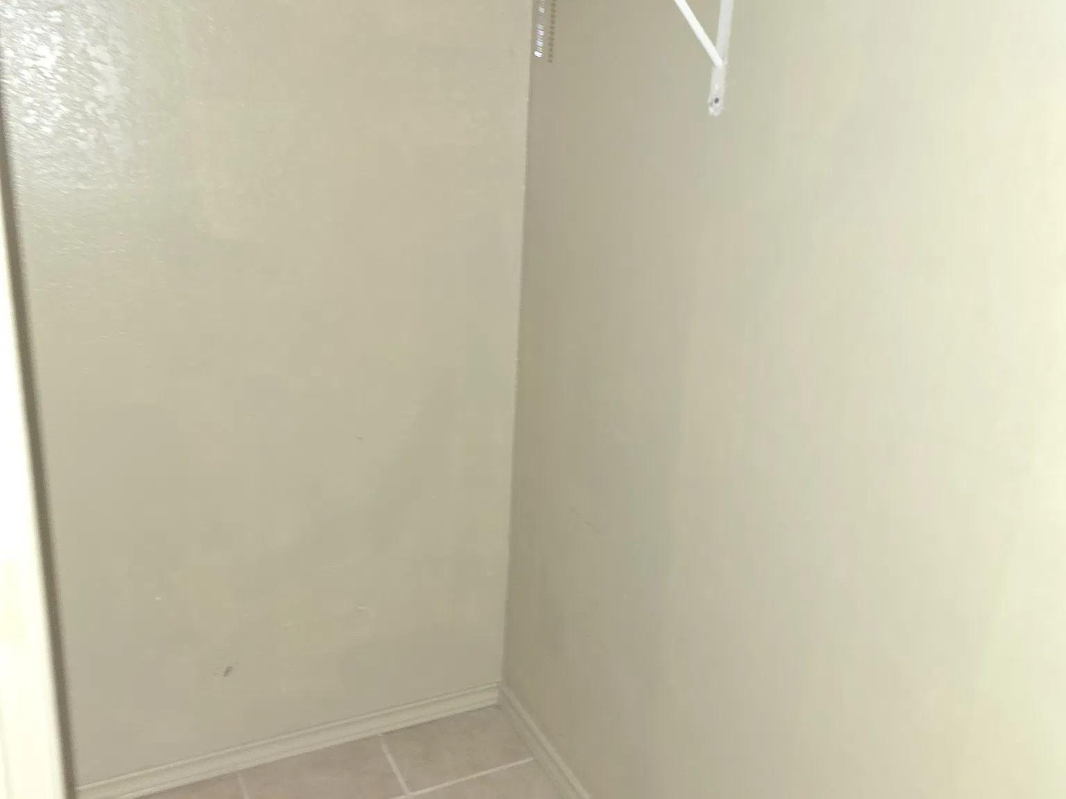 3 bed, 1653 sqft, $2,100 — Photo 2